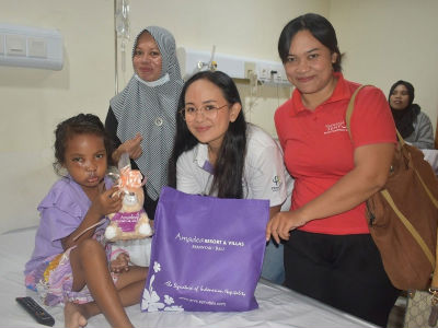 A Little Girl from Sula Island of North Maluku Gets a New Smile